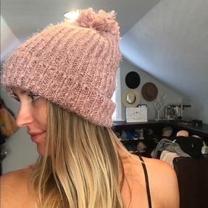 NWOT slouchy pink beanie